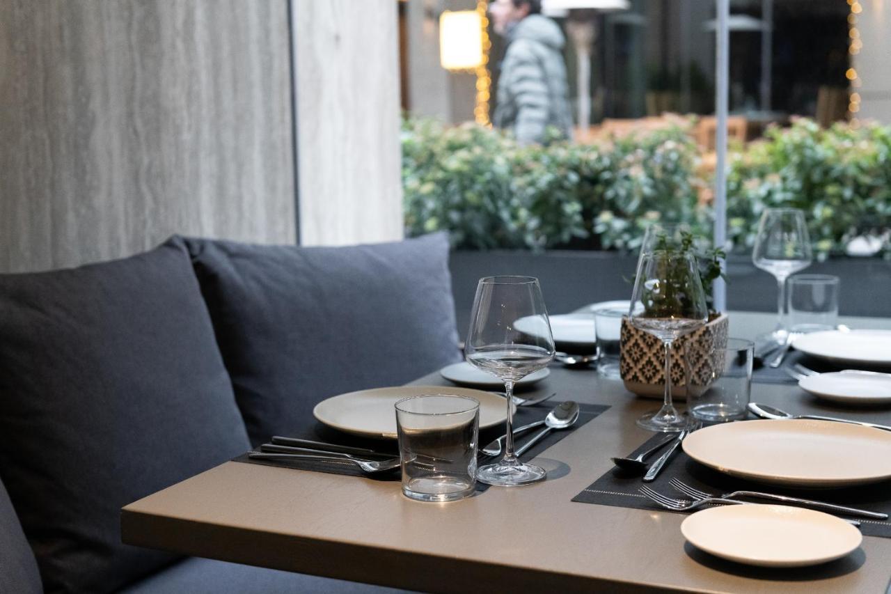 S Hotel Boutique Thessaloníki Eksteriør billede Restaurant interior