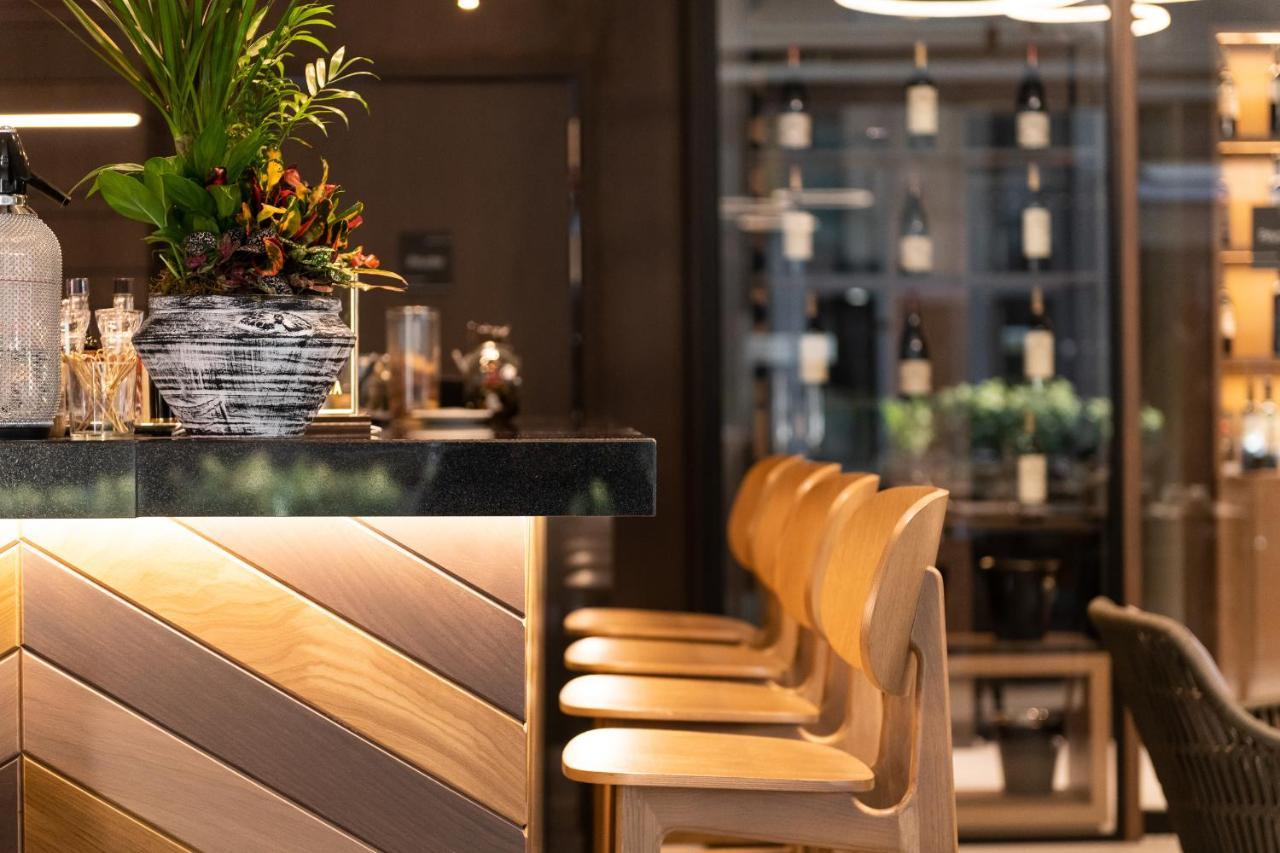 S Hotel Boutique Thessaloníki Eksteriør billede The bar at the lounge